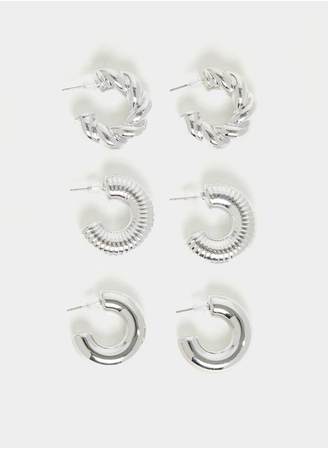 buy-styli-set-of-3-textured-hoop-earrings_nku