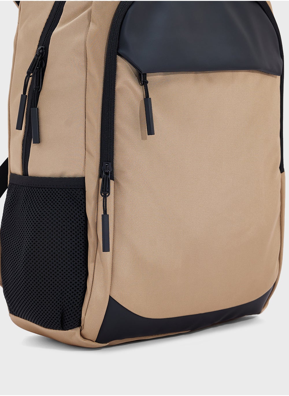 buy-seventy-five-padded-ventilation-back-support-casual-backpack_89d