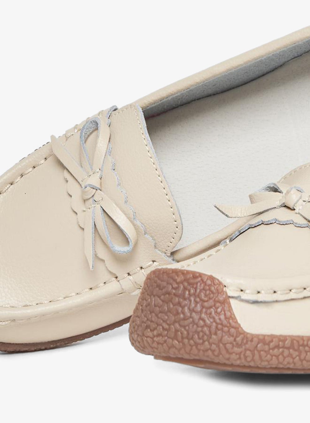 buy-styli-ribbon-detail-slip-on-casual-shoes_xfj