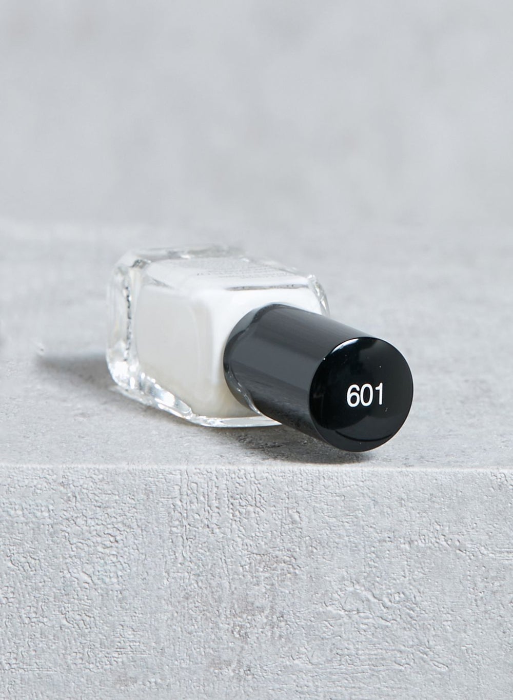 buy-inglot-o2m-breathable-nail-enamel-601_t9n