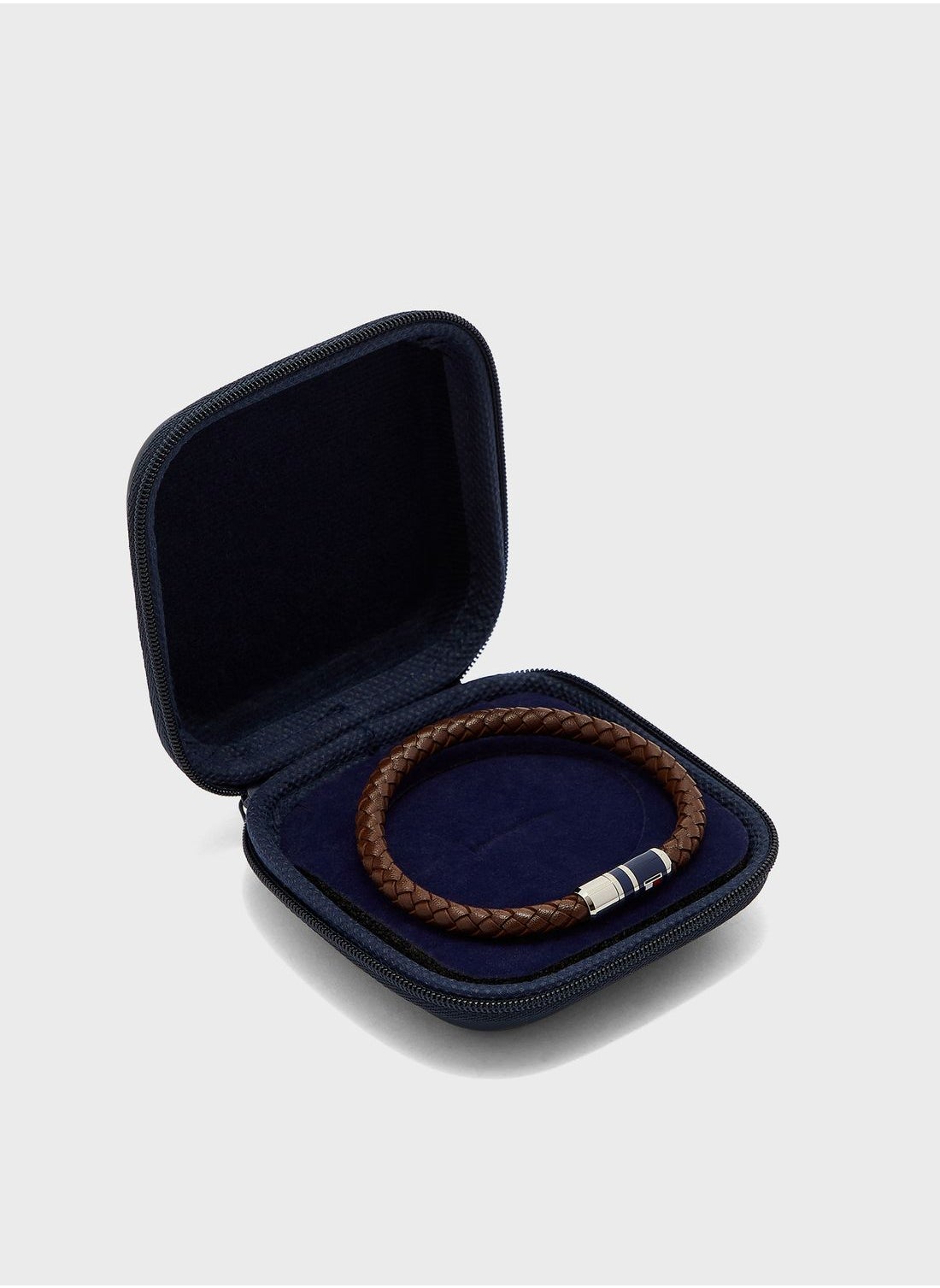 buy-tommy-hilfiger-braided-leather_pew
