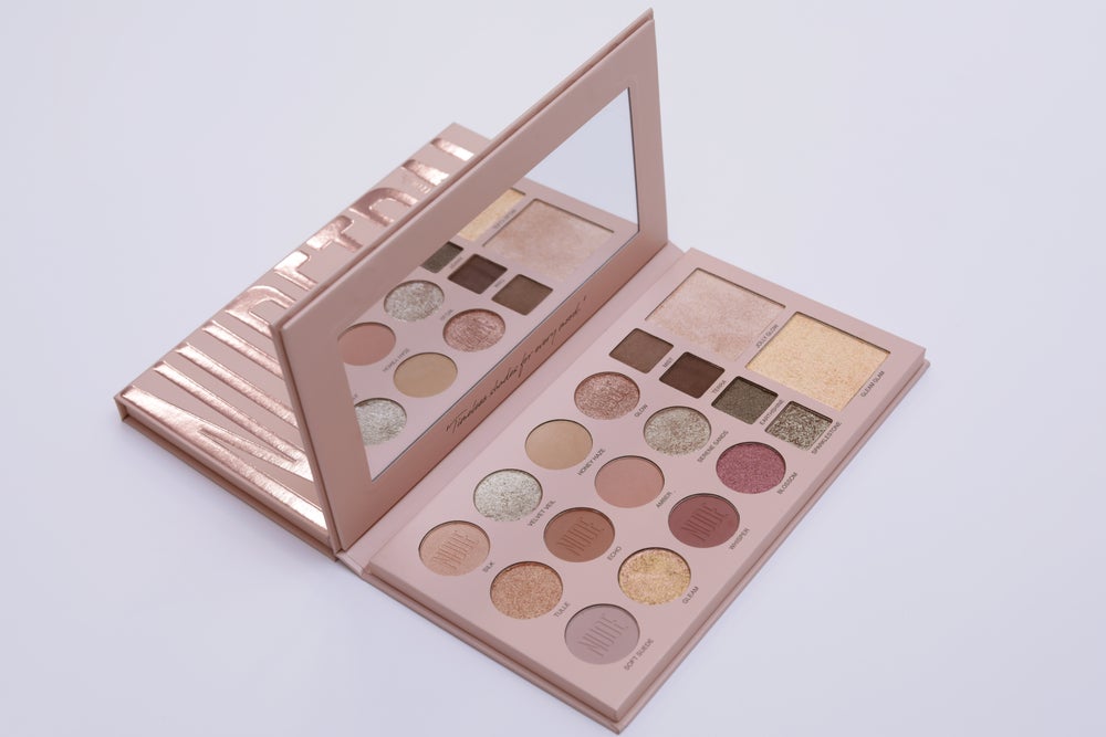 buy-bassam-fattouh-the-nudetral-eye-shadow-palette_25l