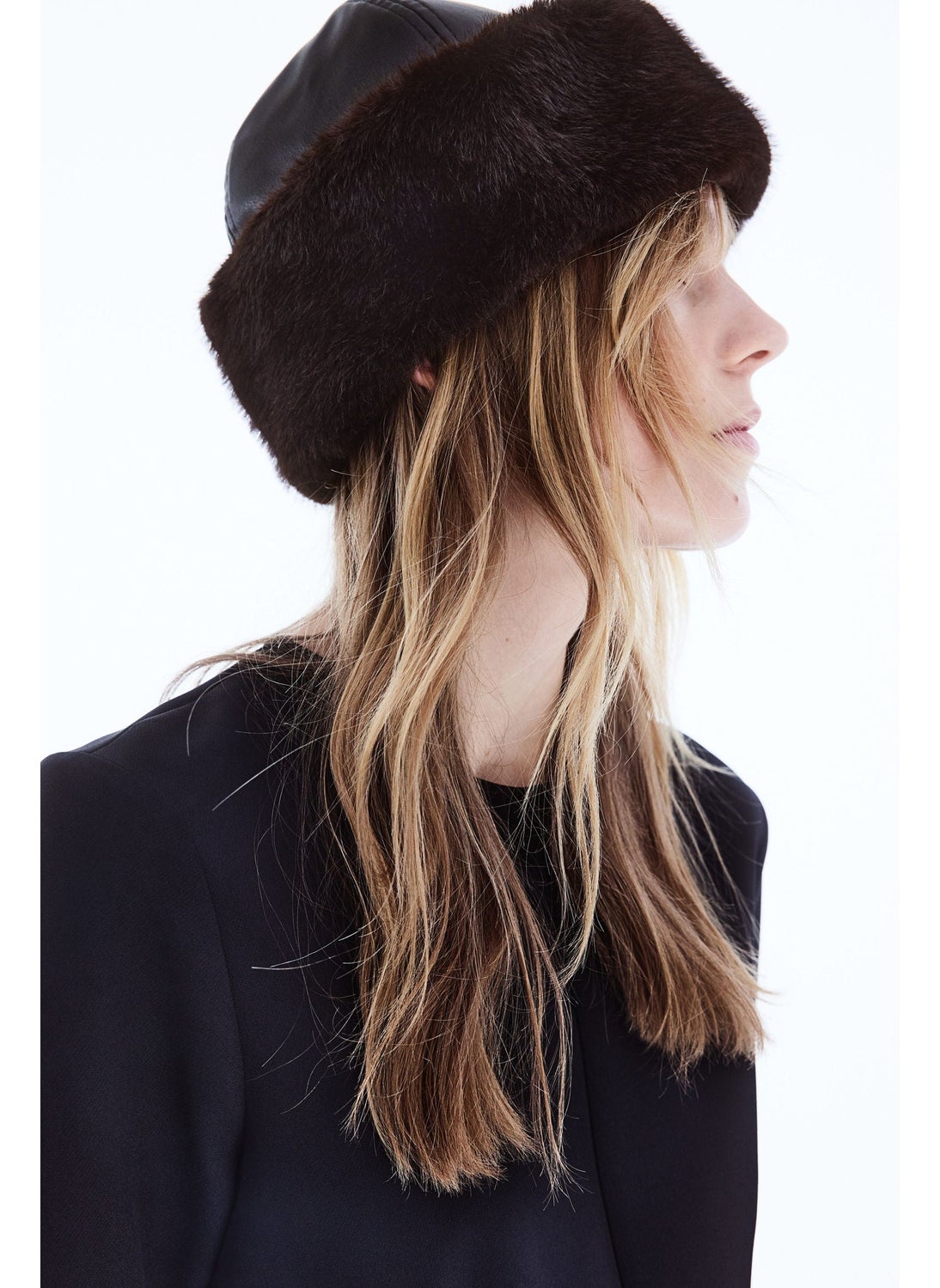buy-h-m-fluffy-trim-coated-hat_u8i