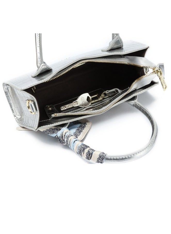 buy-fyor-metallic-textured-handbag-bd-96_2yf