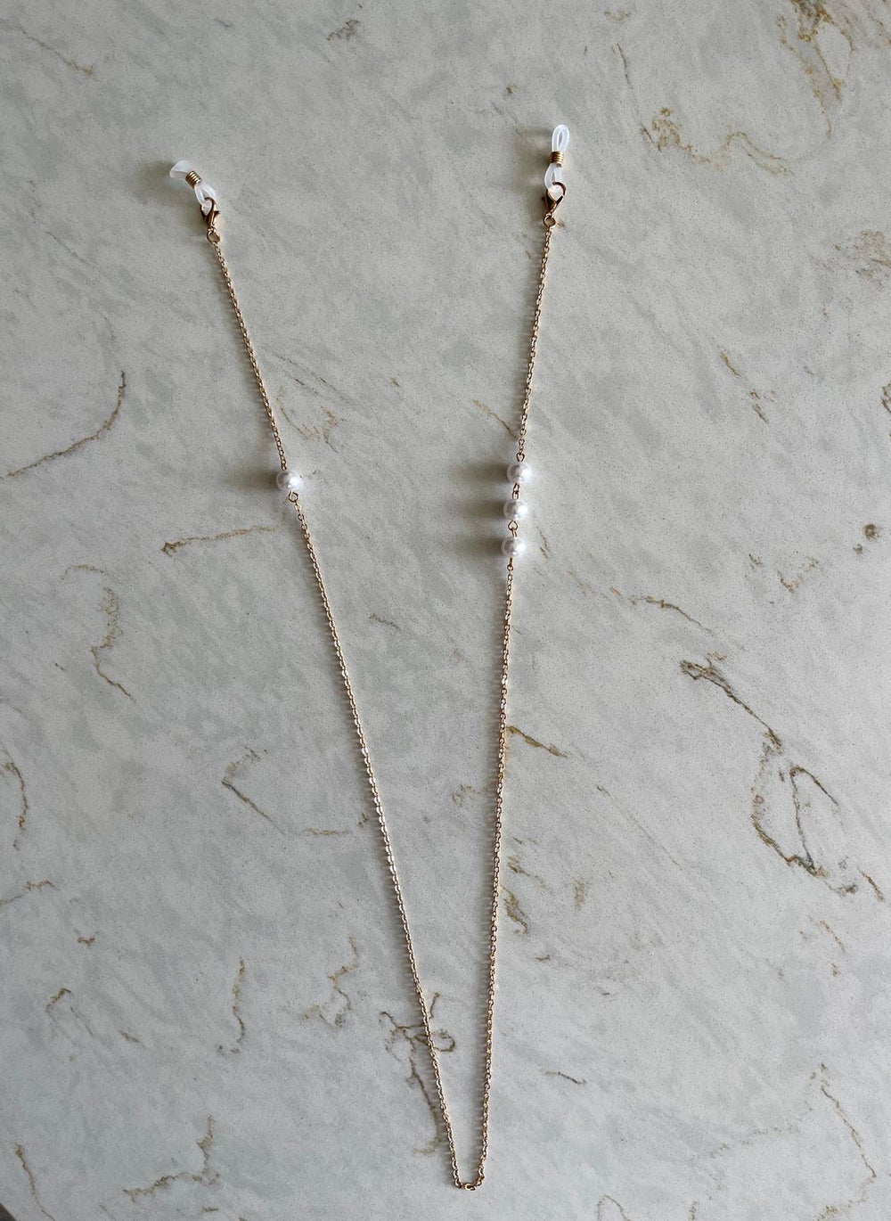 buy-anitas-4-pearls-sunglasses-chain_opl