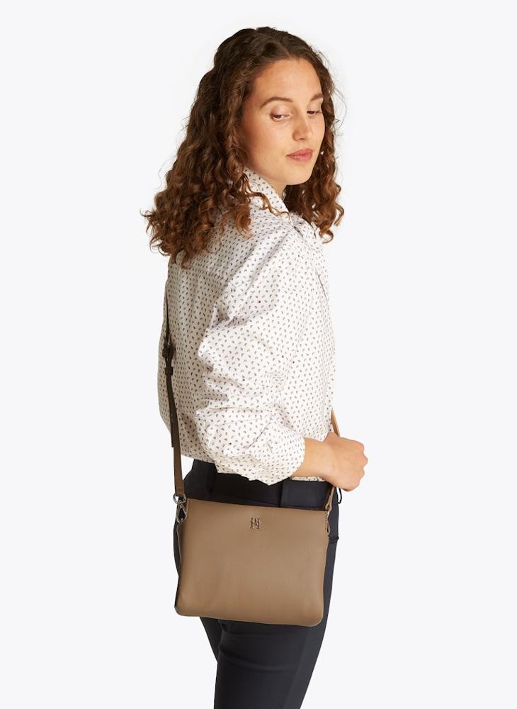 buy-tommy-hilfiger-mini-crossbody-bag_b8y