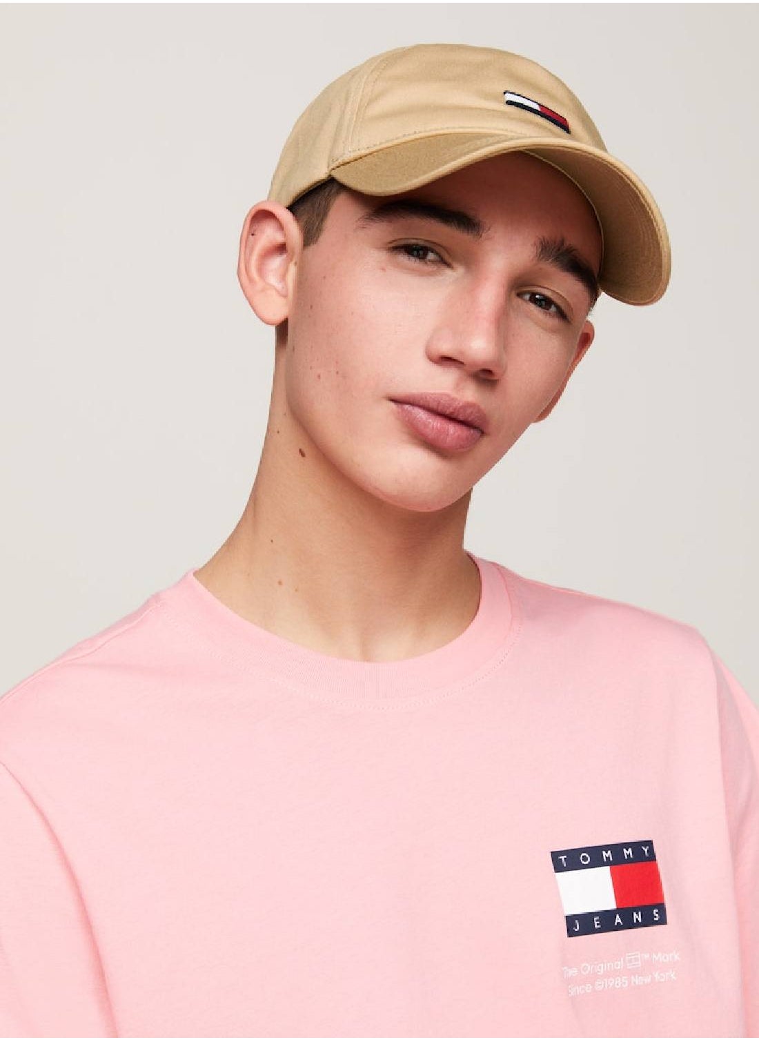 buy-tommy-jeans-flag-embroidery-cap_o4p