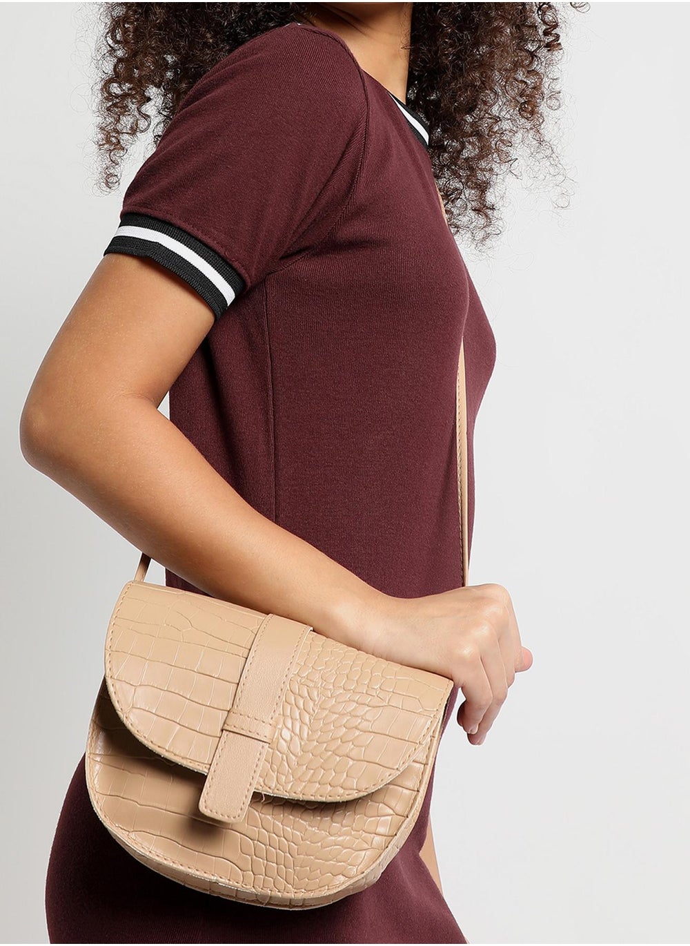 buy-haute-sauce-croco-beige-cross-body-bag_bn9