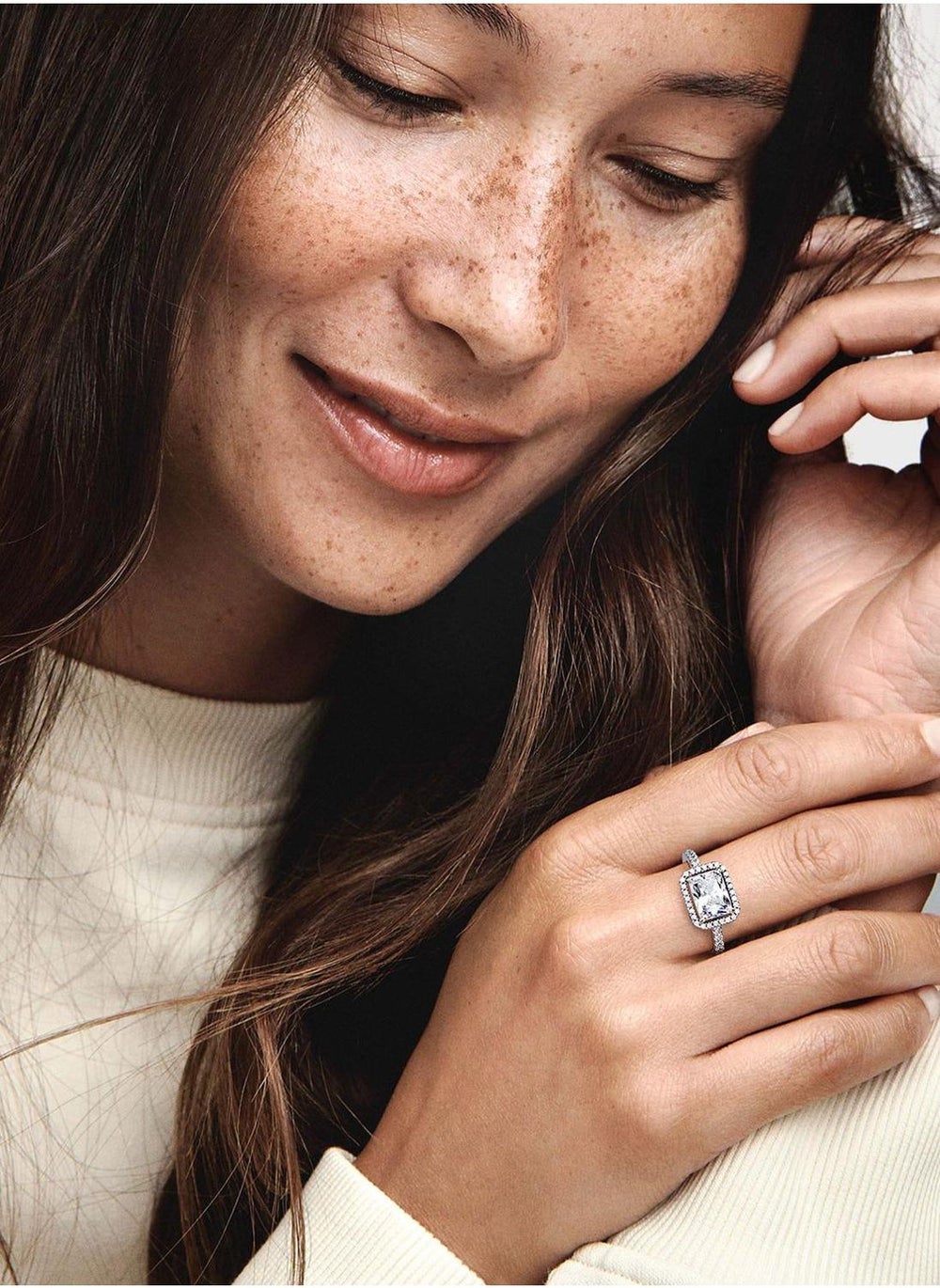 buy-pandora-rectangular-sparkling-halo-ring_3qq