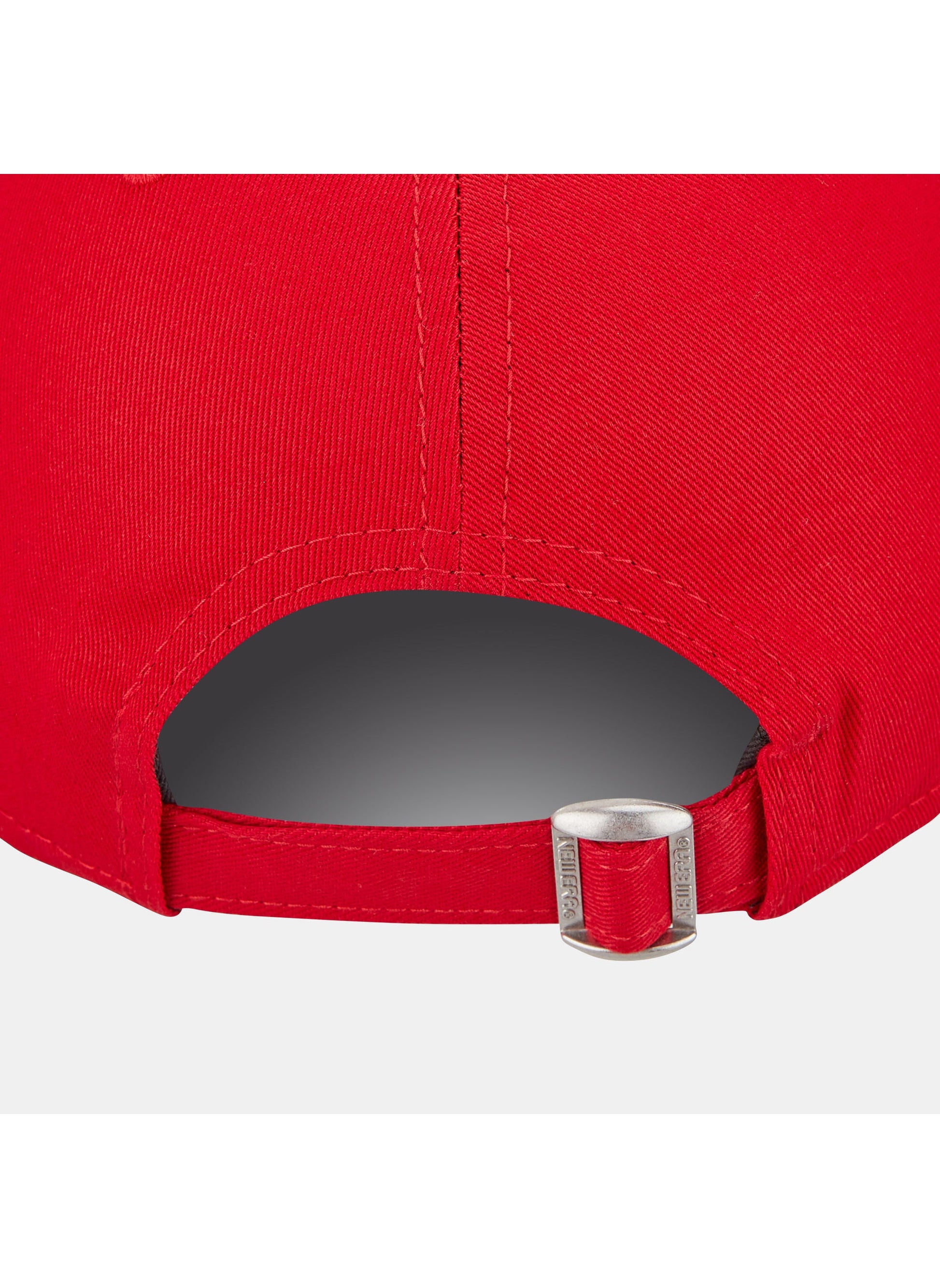 buy-new-era-men-s-manchester-united-essential-9forty-cap_aa9