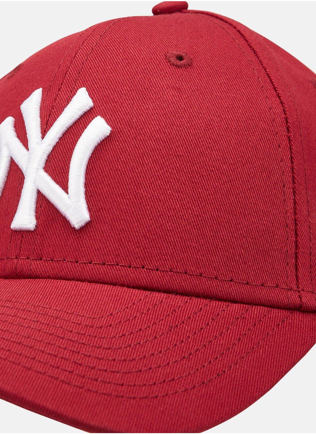 buy-new-era-men-s-mlb-new-york-yankees-9forty-cap_c2n