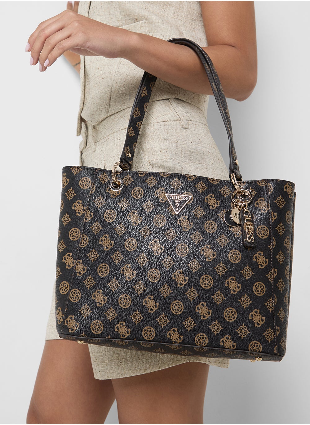 buy-guess-noelle-small-tote_8vq