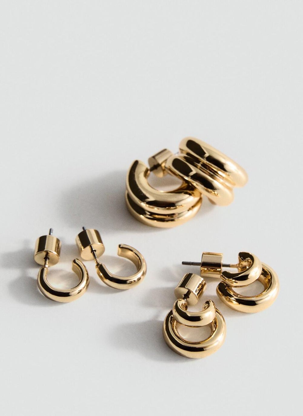 buy-mango-set-of-combined-hoop-earrings_kgq
