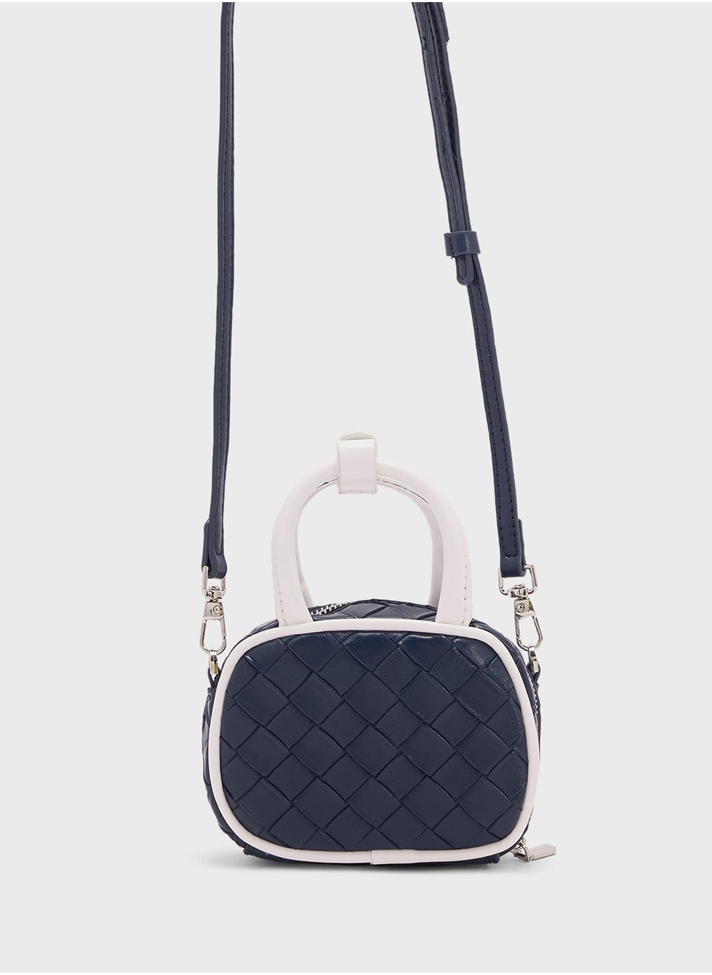 buy-ginger-woven-crossbody-bag_nun
