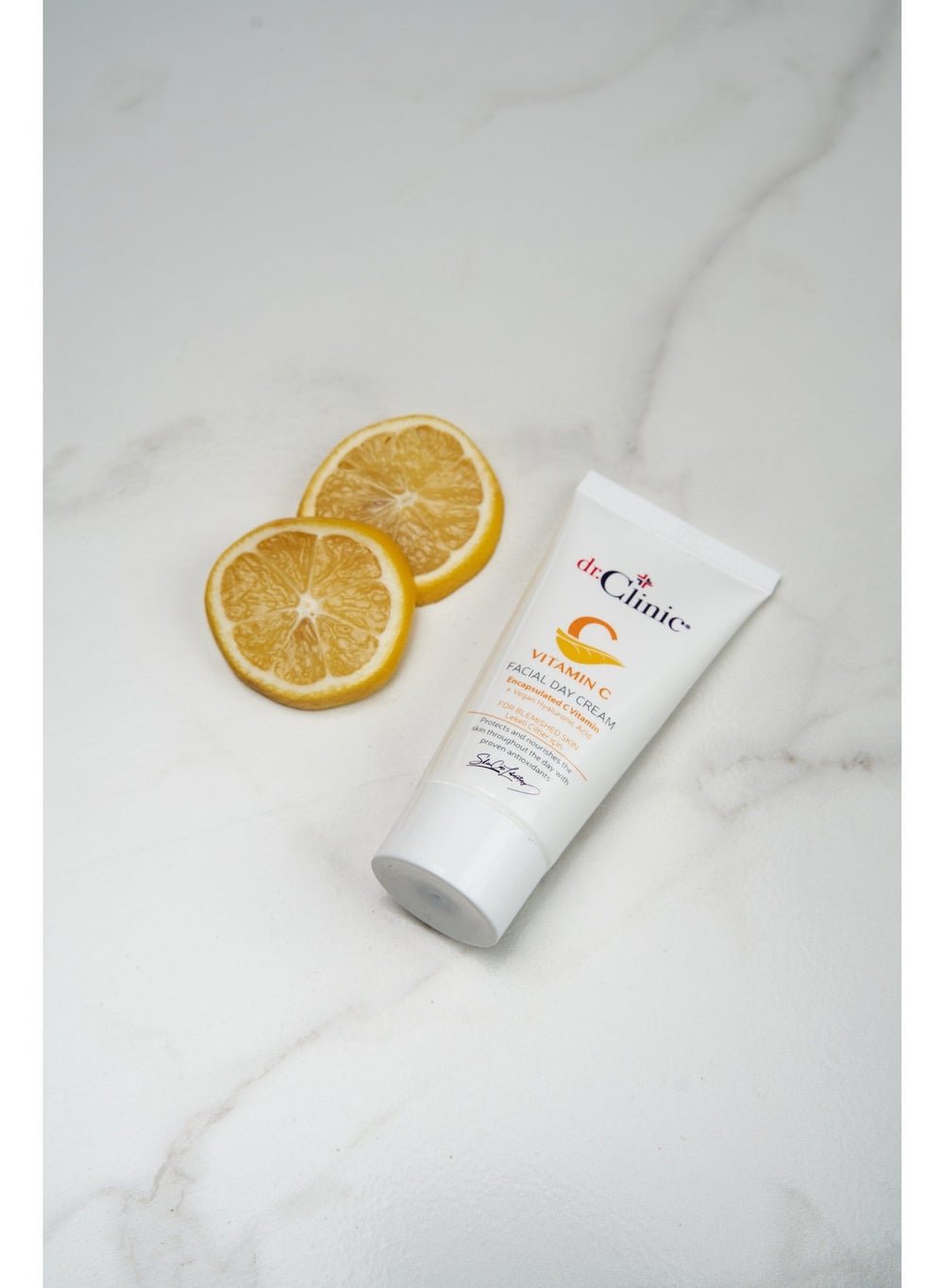 buy-dr-clinic-dr-clinic-vitamin-c-facial-day-cream-daily-hydration-brightening-liposomal-vitamin-c-hyaluronic-acid-smooth-radiant-even-skin-tone-50-ml_2rp