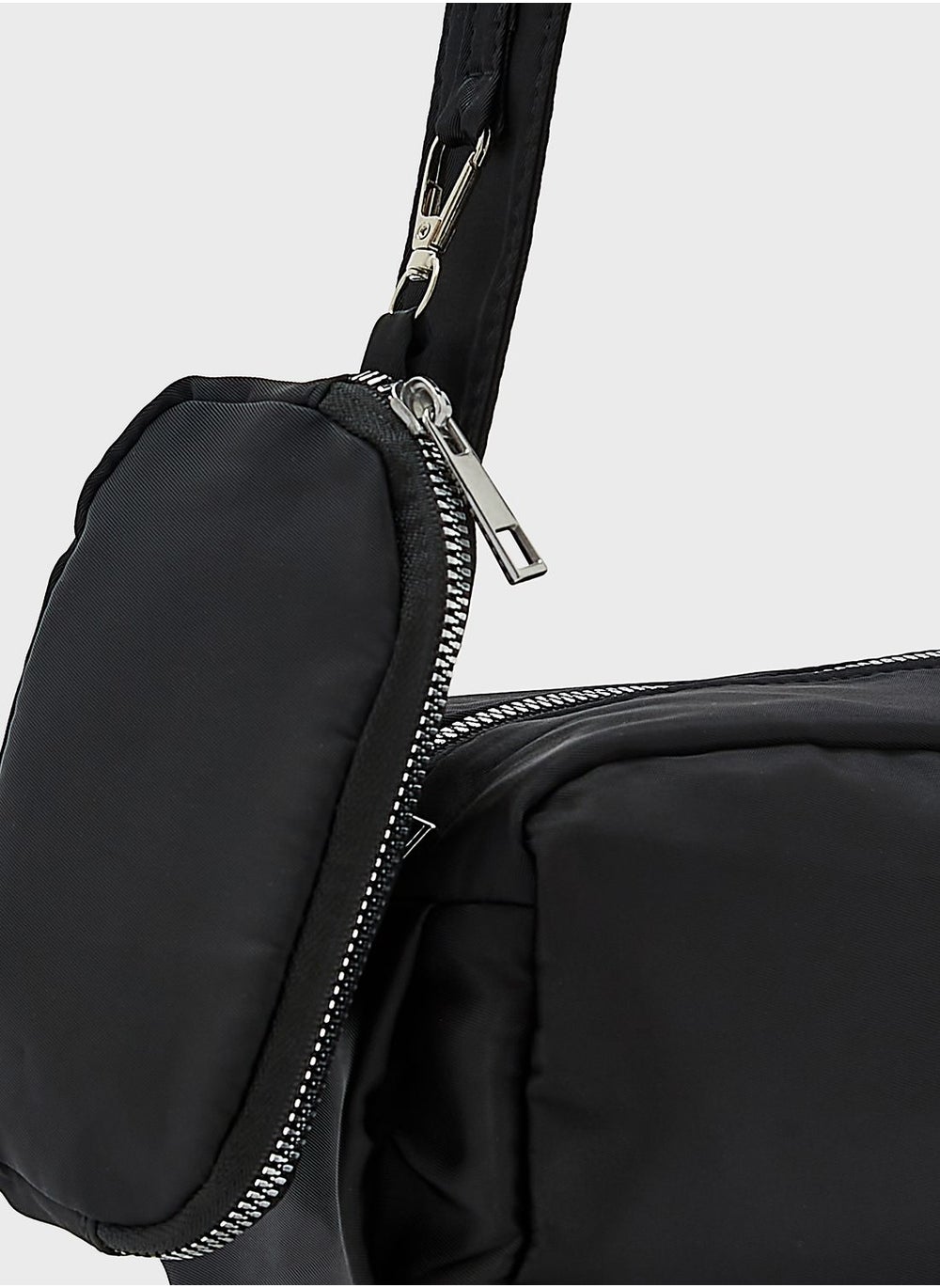 buy-ginger-compartment-nylon-crossbody-bag_ypf