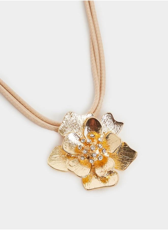 buy-styli-flower-pendant-necklace_cm4