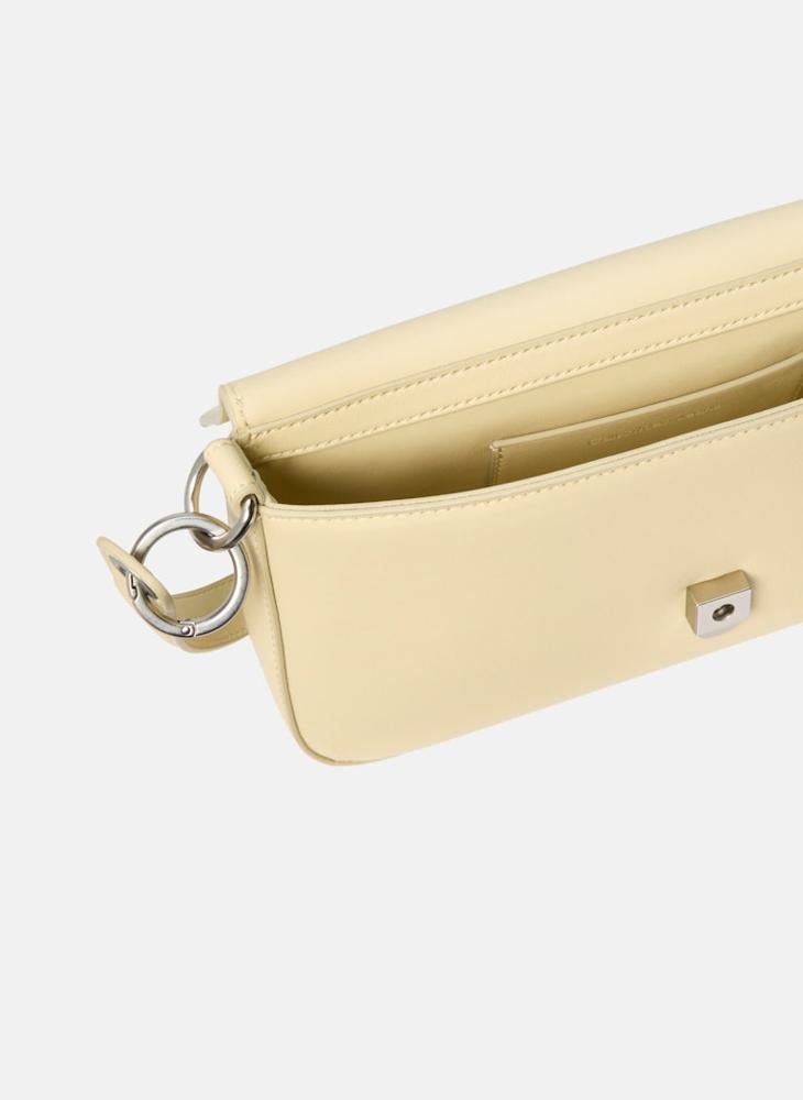 buy-calvin-klein-jeans-logo-detailed-shoulder-bag_h9v