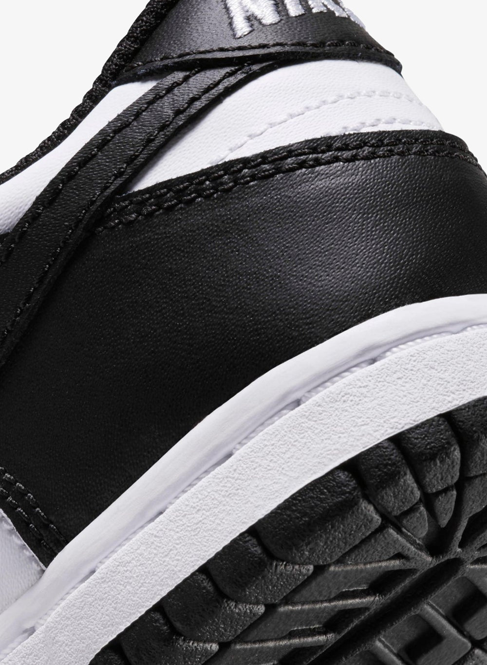 buy-nike-kids-dunk-low-shoes_ata