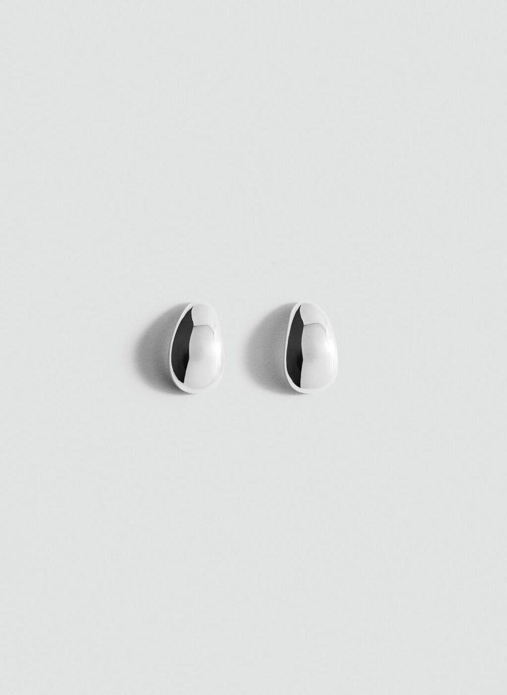 buy-mango-oval-volume-earrings_vfv