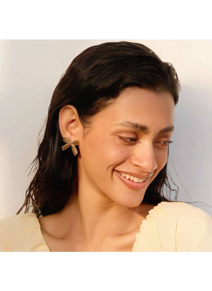 buy-noya-rosalind-bow-earrings-18k-gold-plated_kn6