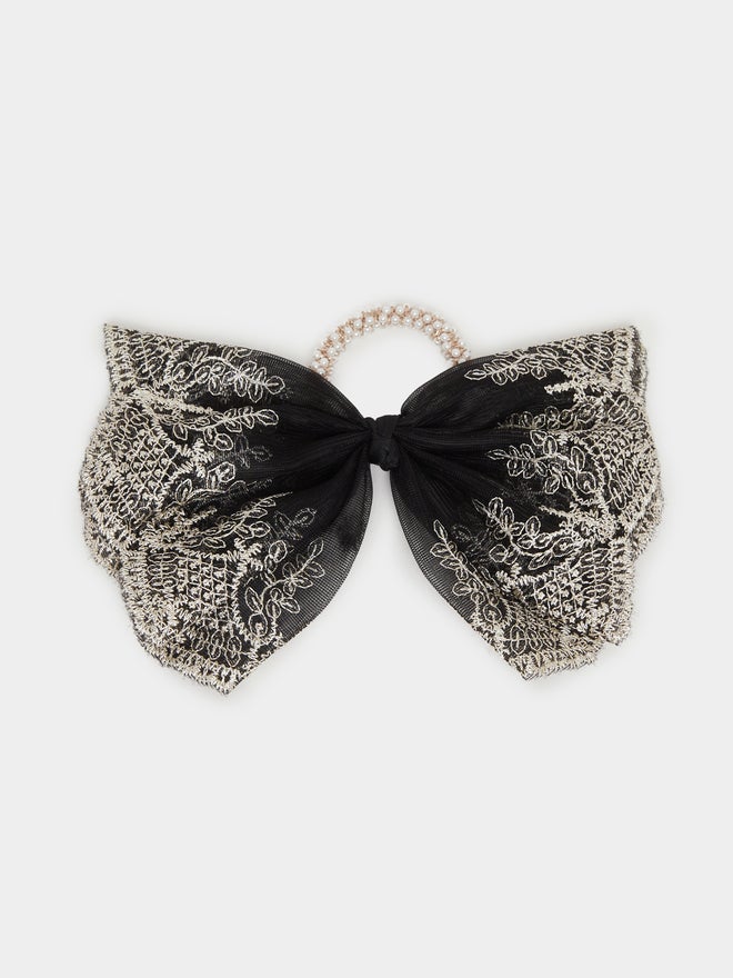 buy-styli-styli-oversized-lace-bow-hair-tie-with-faux-pearl-detail_uxw