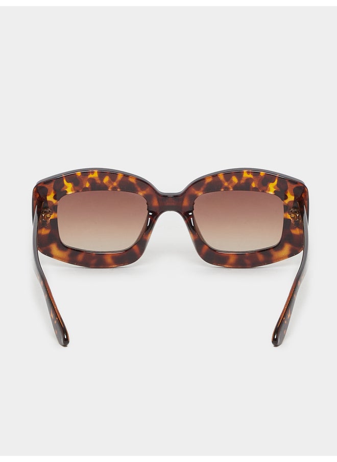 buy-styli-styli-tortoiseshell-print-wayfarer-sunglasses_xr1