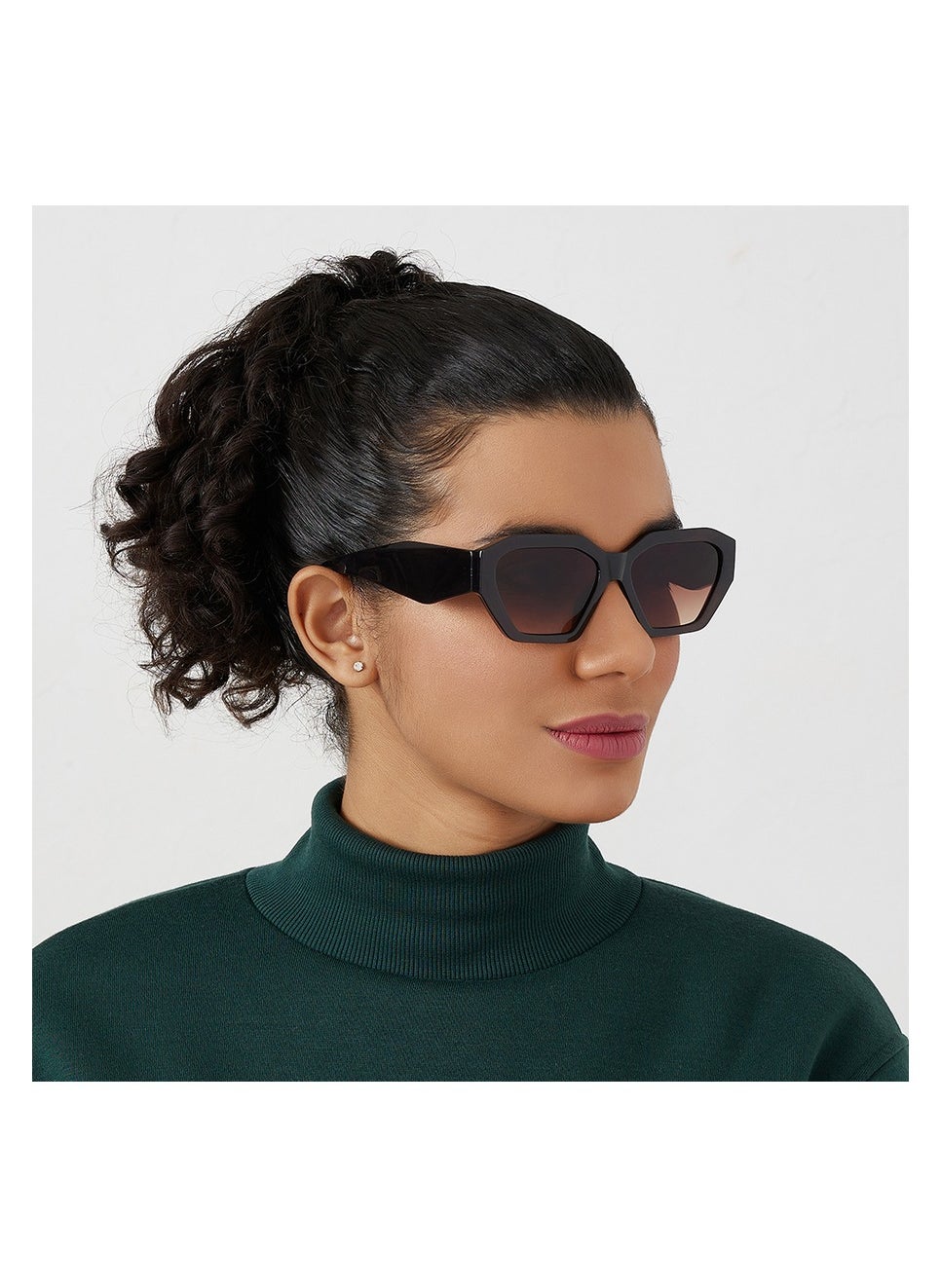buy-blackout-blackout-theta-women-s-hexagon-sunglasses-with-uv400-protection_0mv