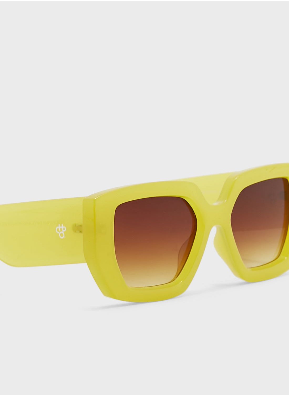 buy-chpo-hong-kong-sustainable-sunglasses-made-of-100-recycled-materials_6w7