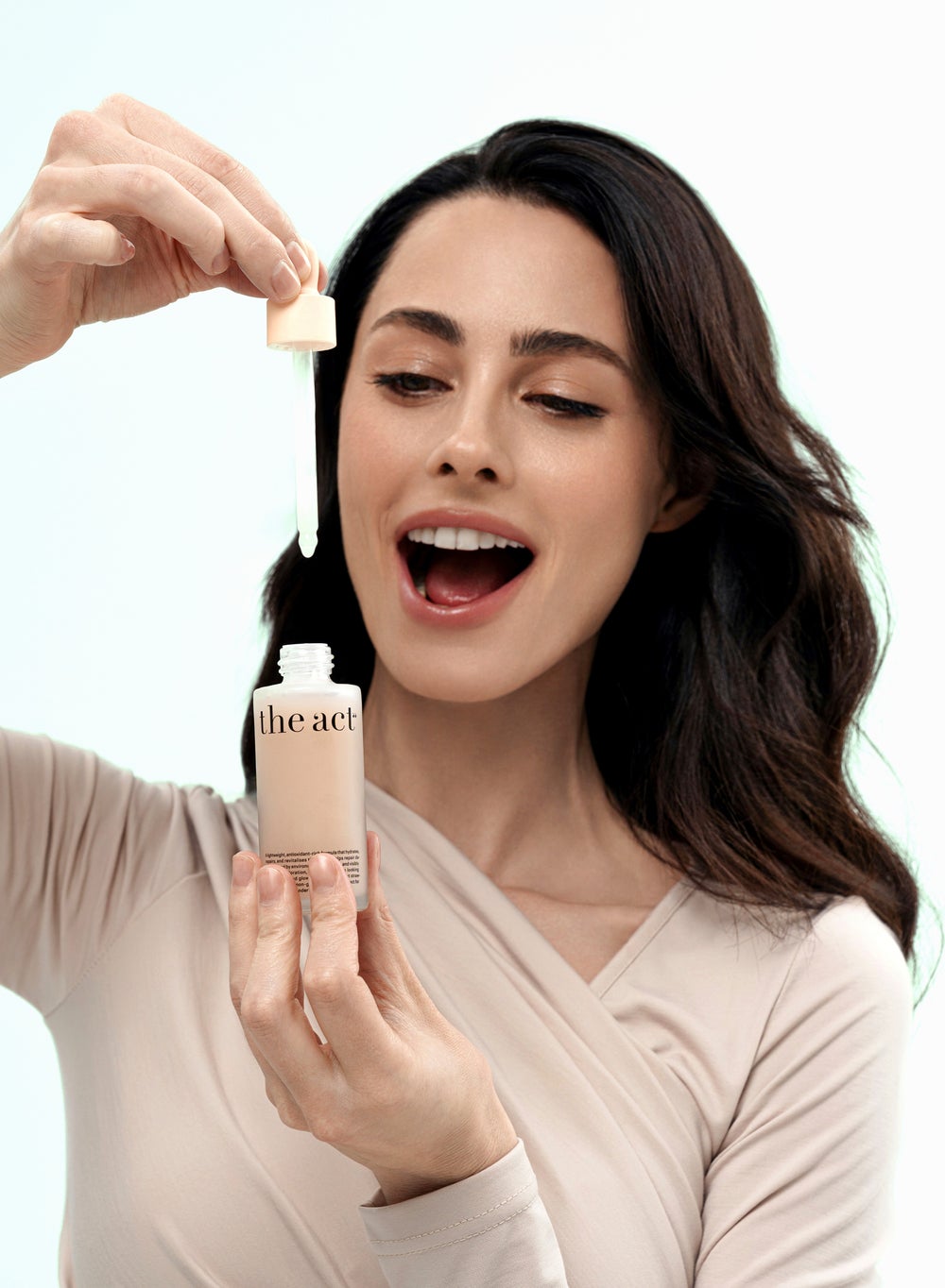 buy-the-act-glow-priming-face-serum_8we