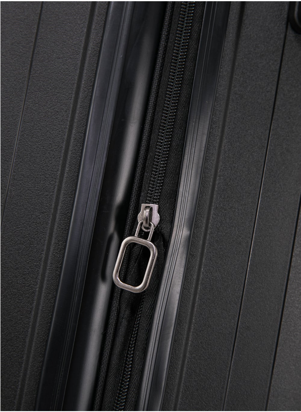 buy-cabinpro-light-weight-pp-fashion-trolley-luggage-expandable-hard-case-carry-on-suitcase-with-safe-zipper-and-4-quite-360deg-double-spinner-wheels-cp002-black_viz