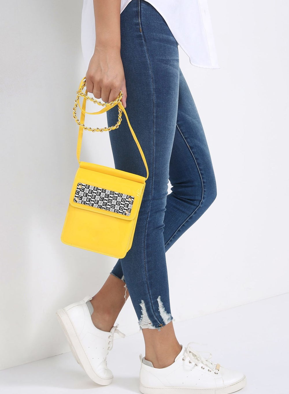 buy-ceecode-cameo-code-crossbody-bag_5qy
