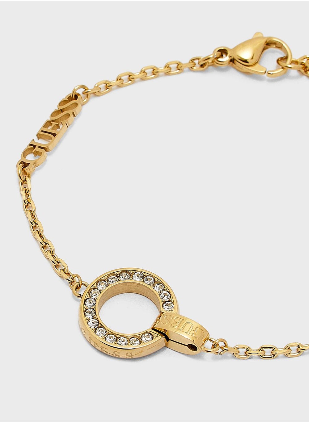 buy-guess-pave-circle-bracelet_nui