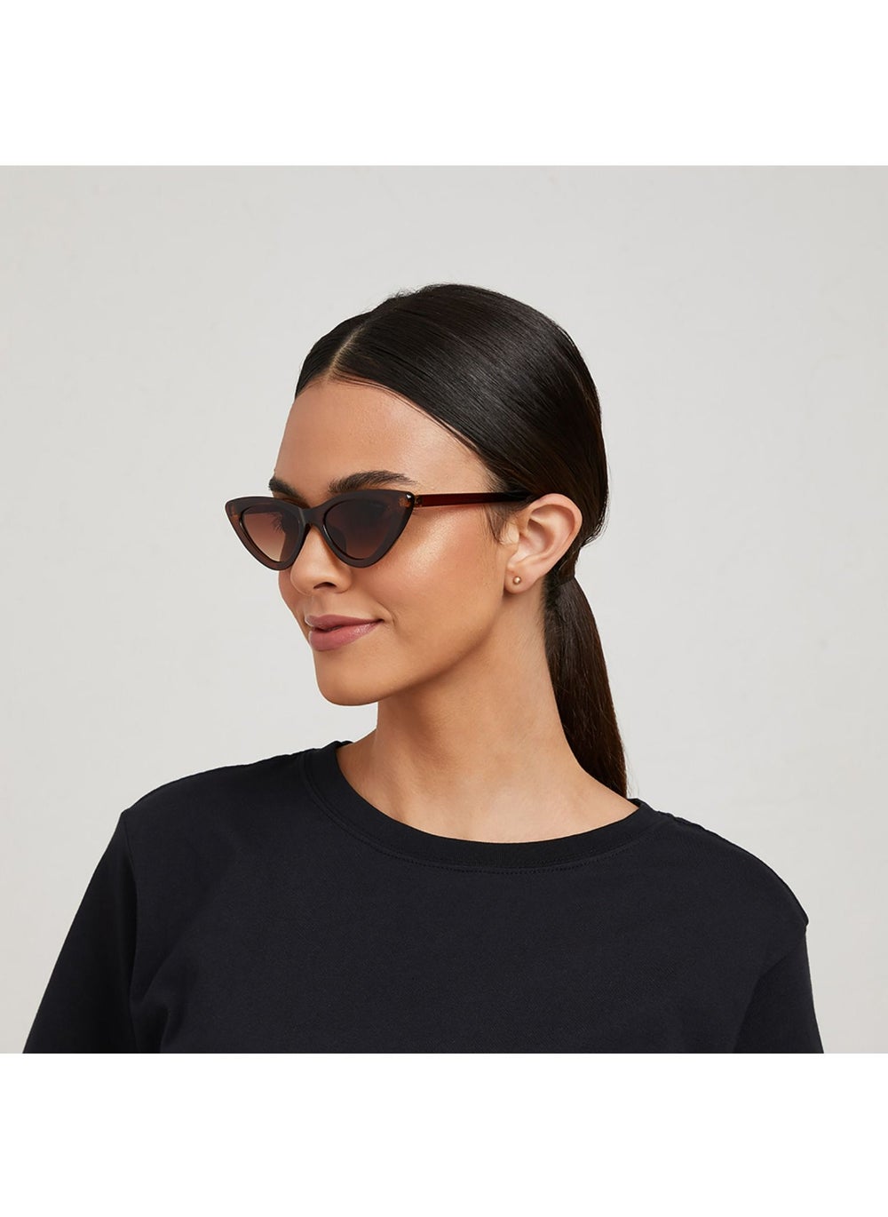 buy-blackout-gwen-women-brown-sunglasses-frame-material-thermoplastic-rubber-tr90-frame-color-brown-lens-color-brown-full-rim_gtf