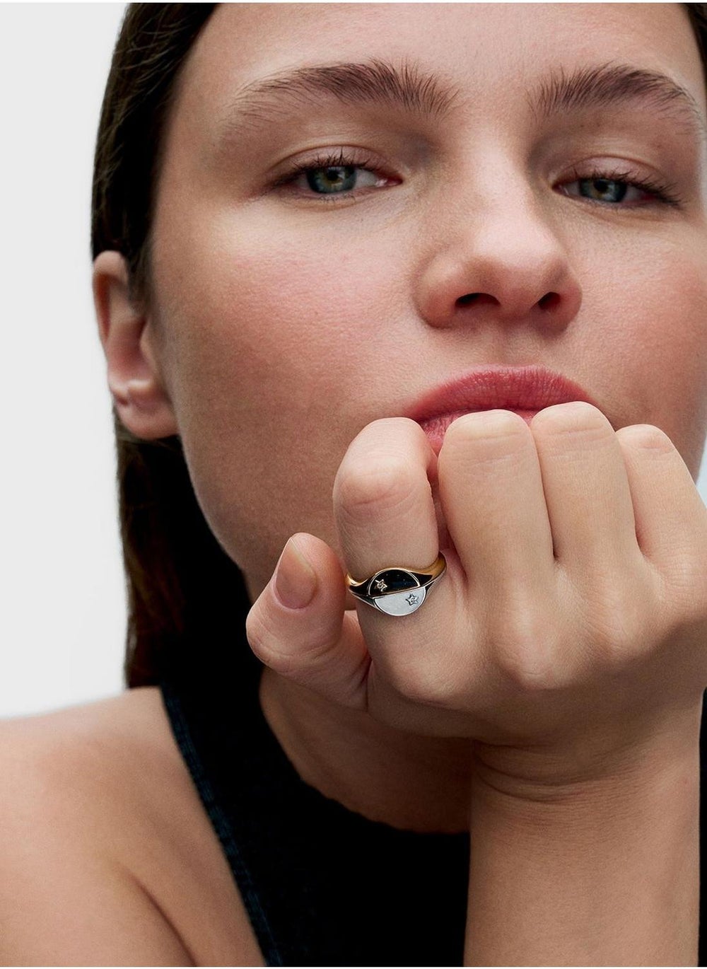 buy-pandora-pandora-me-halved-enamel-signet-ring_7ij