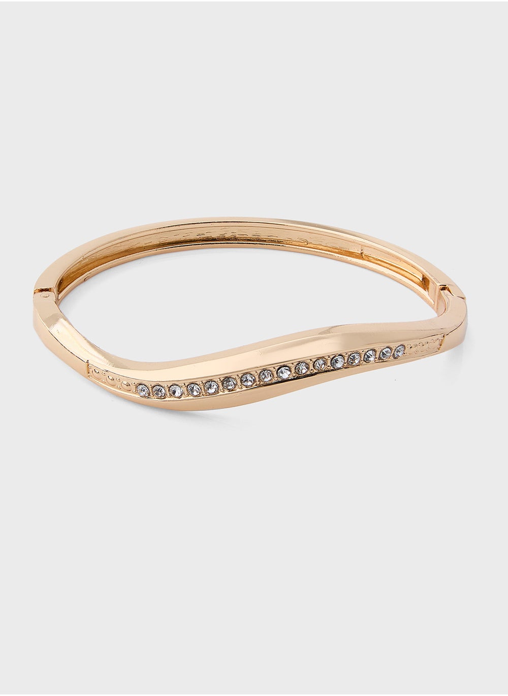 buy-ella-limited-edition-by-namshi-diamante-twisted-bangle_1q0