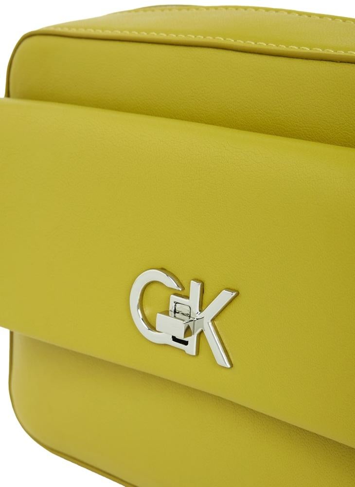buy-calvin-klein-pocket-camera-bag_jfr