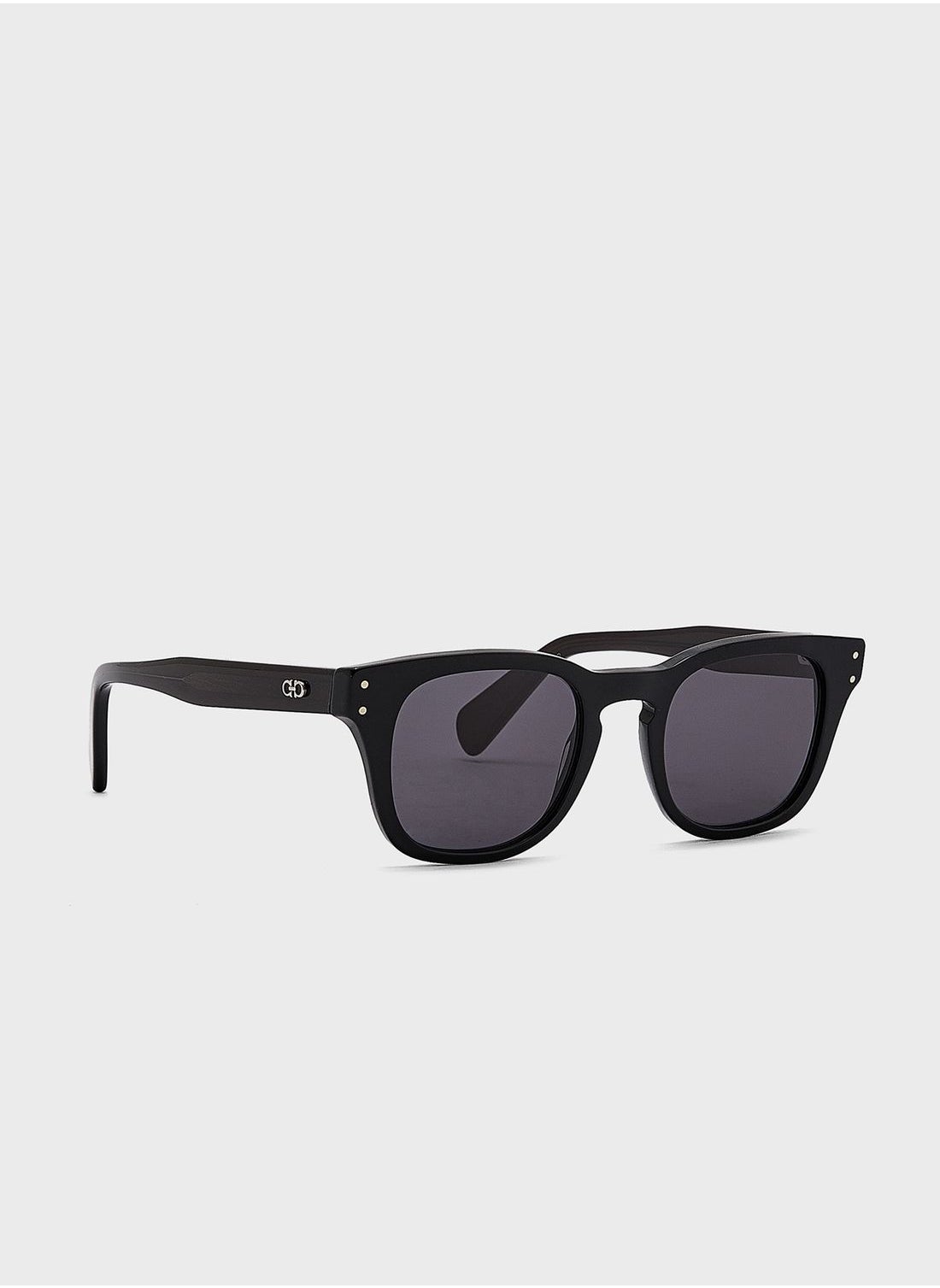 buy-salvatore-ferragamo-wayfarers-sunglasses_hy1