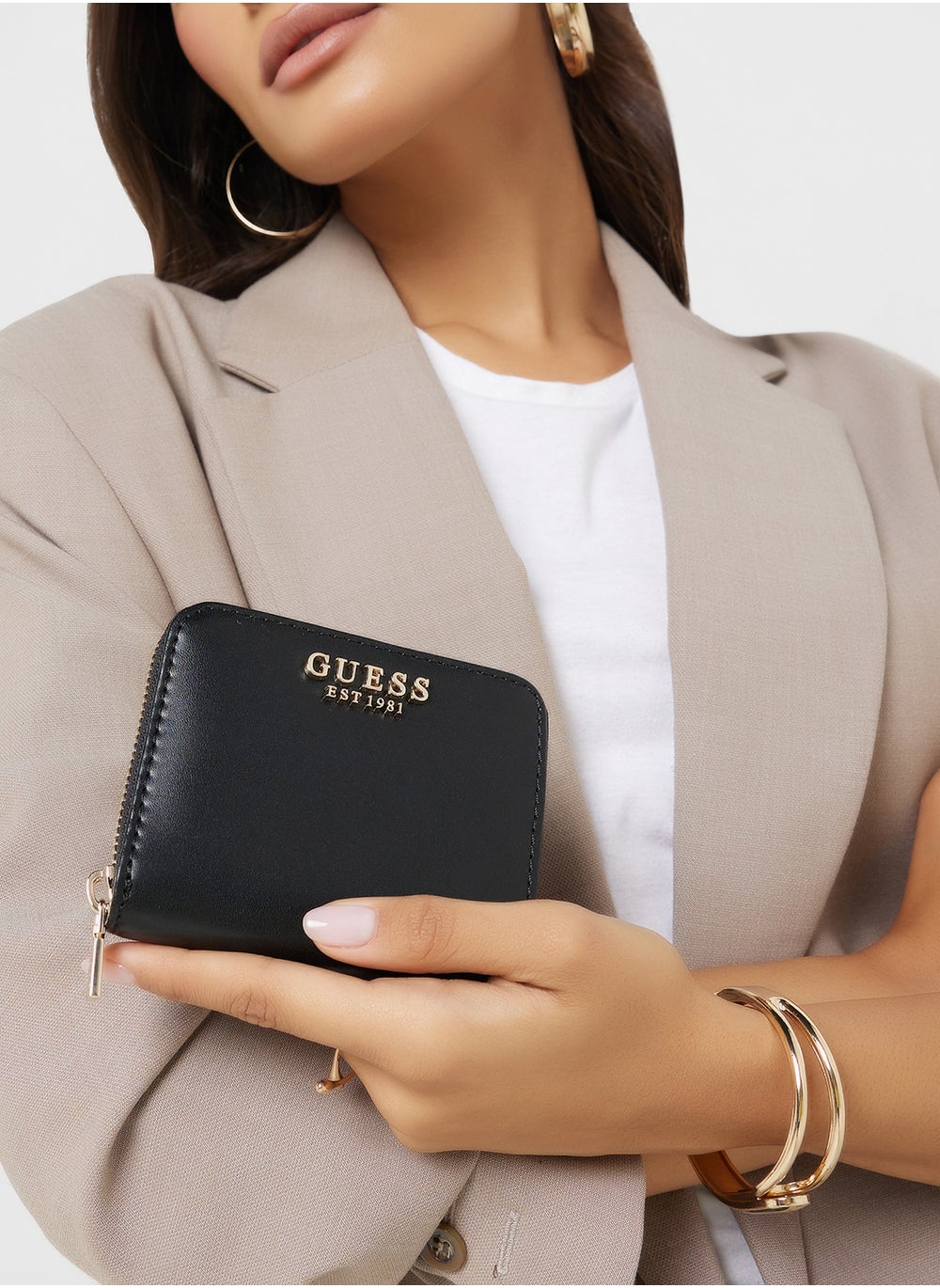 buy-guess-logo-small-wallet_fnn