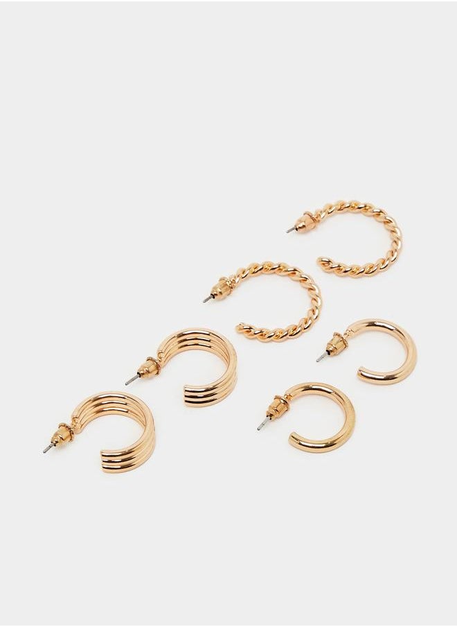 buy-styli-set-of-3-textured-hoop-earrings_xxu