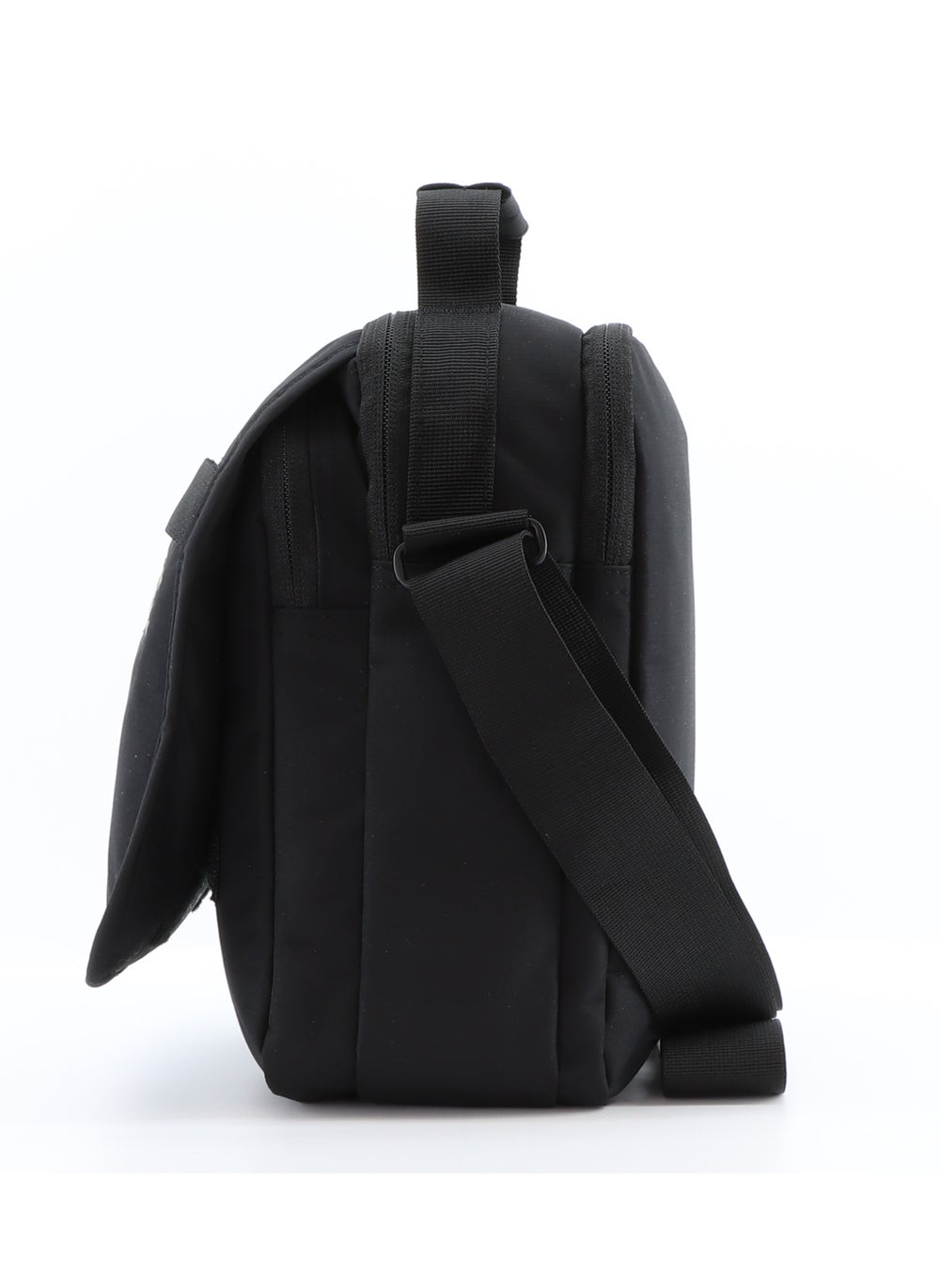 buy-national-geographic-national-geographic-mutation-utility-bag-with-flap-black-casual-durable-water-resistant-top-handle-carry-bag-for-men-and-women-school-college-university-business-and-outdoor-daypack_x27
