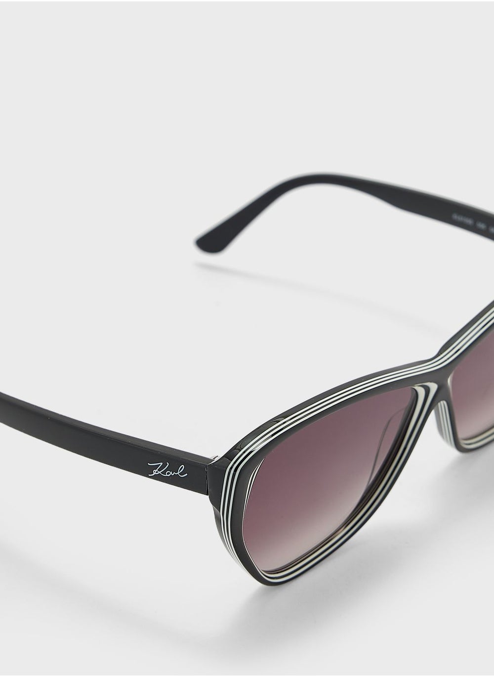 buy-karl-lagerfeld-cat-eye-shape-sunglasses_uz7