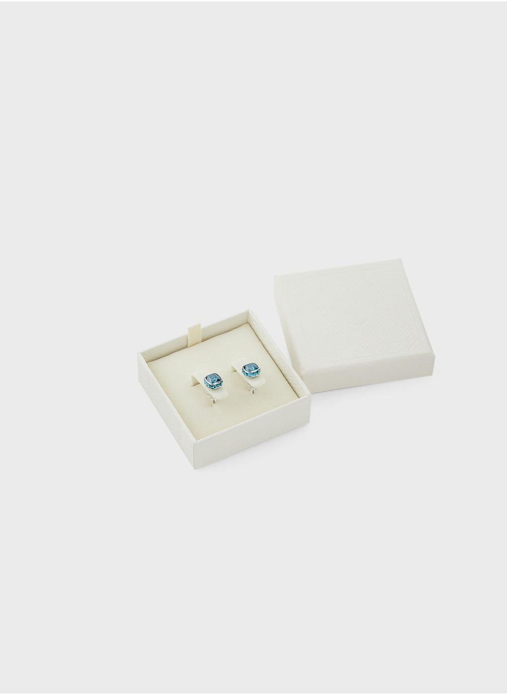 buy-swarovski-december-birthstone-stud-earrings_2mo