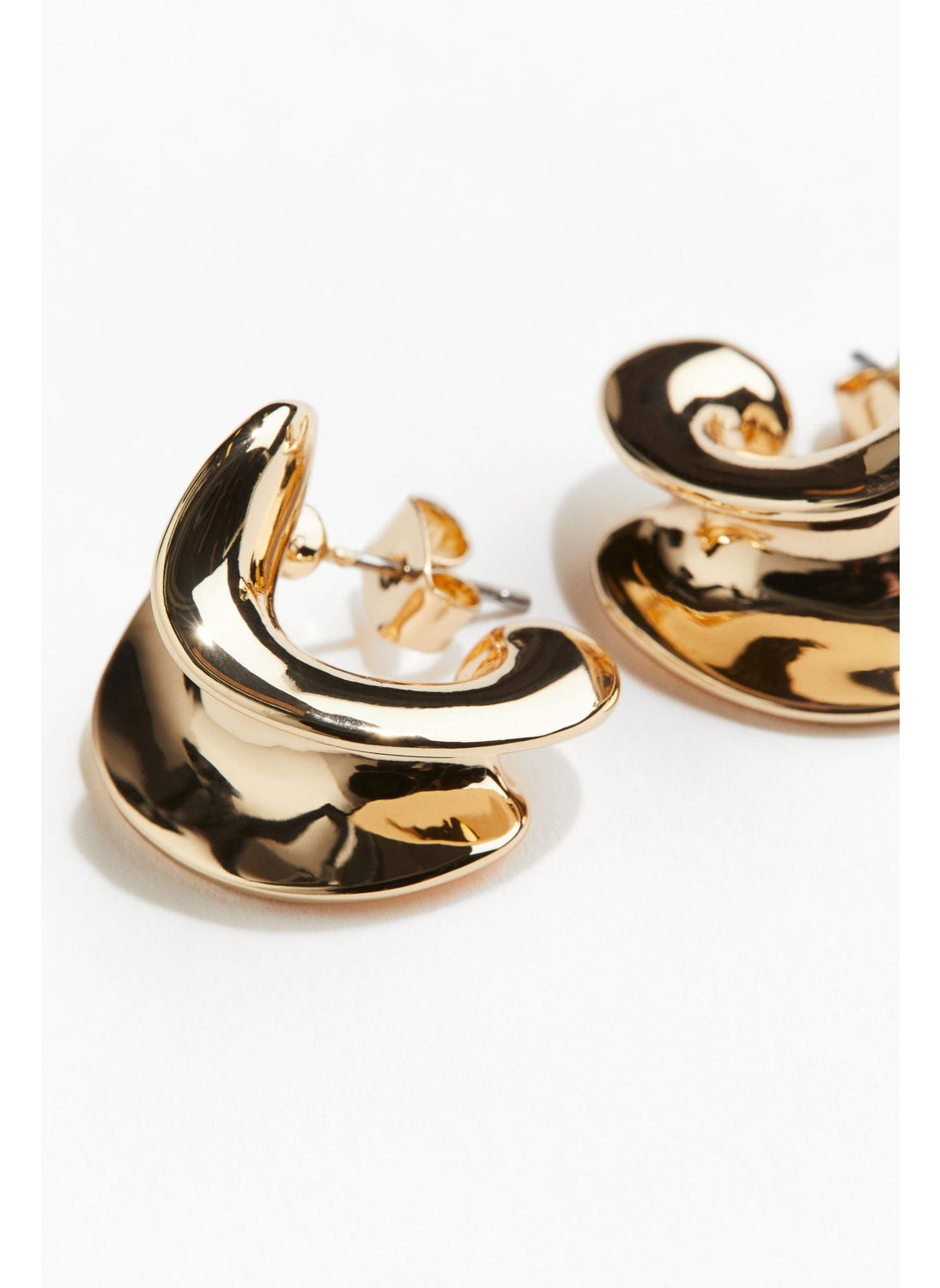 buy-h-m-sculptured-hoop-earrings_0p4