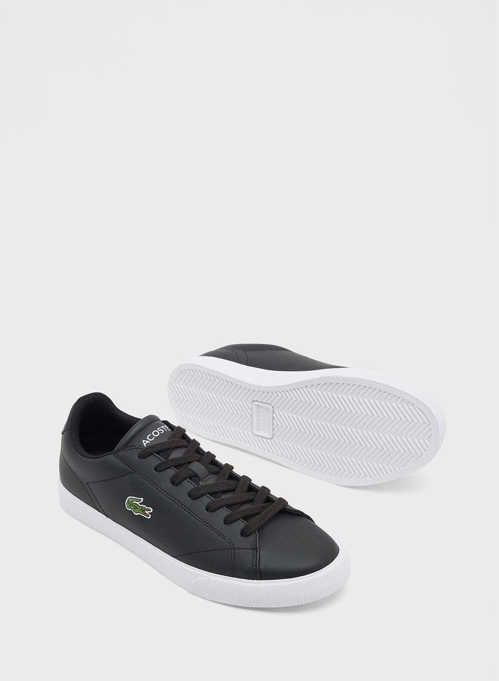 buy-lacoste-vulcanized-low-top-sneakers_7ez