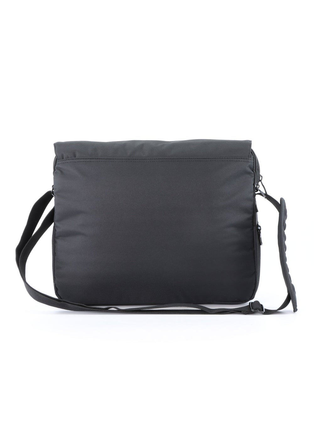 buy-national-geographic-national-geographic-pro-messenger-bag-black-stylish-for-men-and-women-compact-and-versatile-portable-organizer-for-travel-business-university_byz