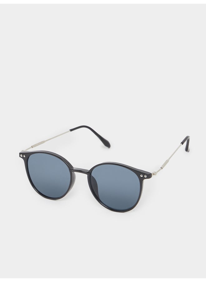 buy-styli-styli-solid-round-sunglasses-with-nose-pads_inx