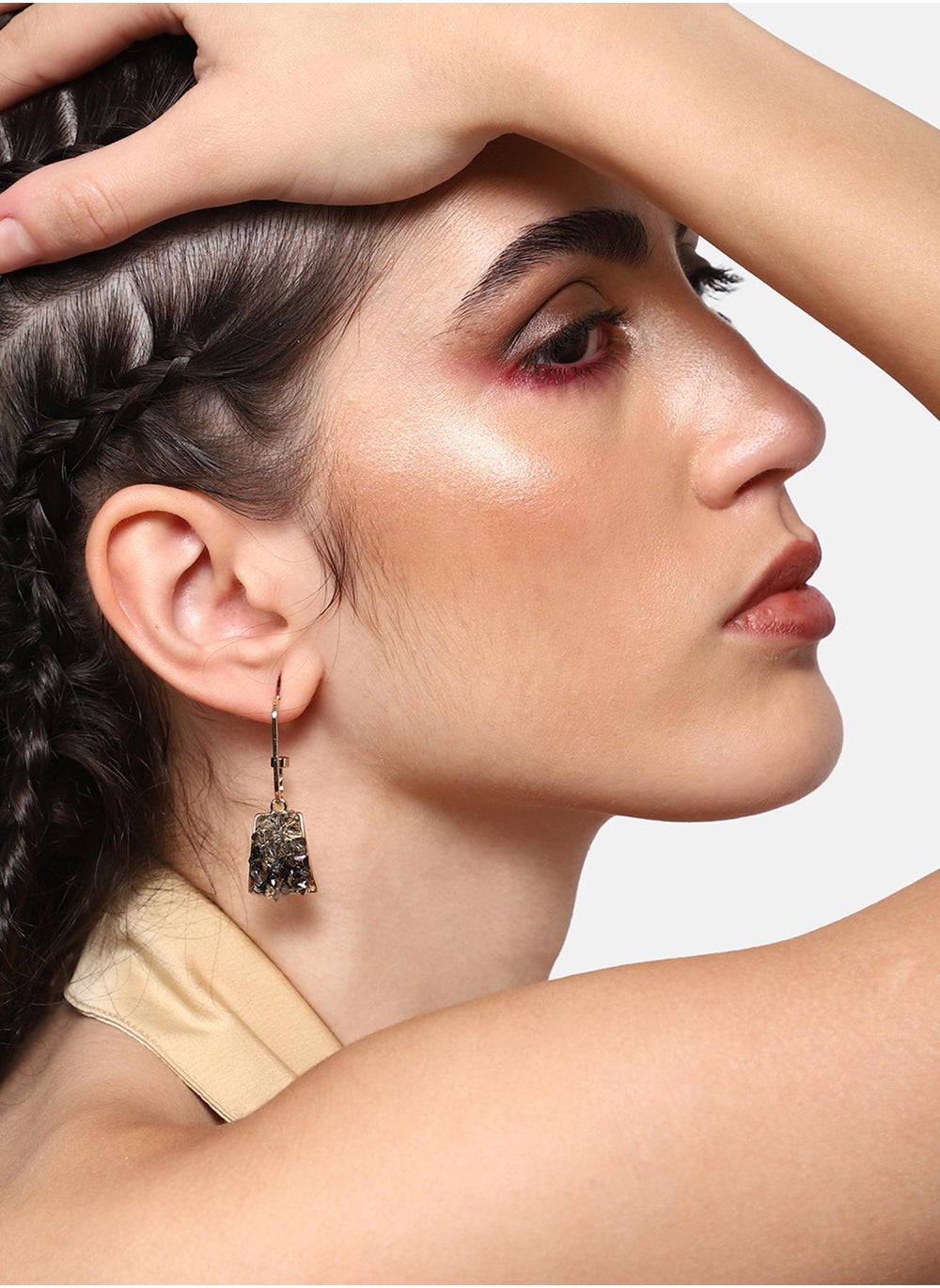 buy-sohi-party-drop-earrings_vg0