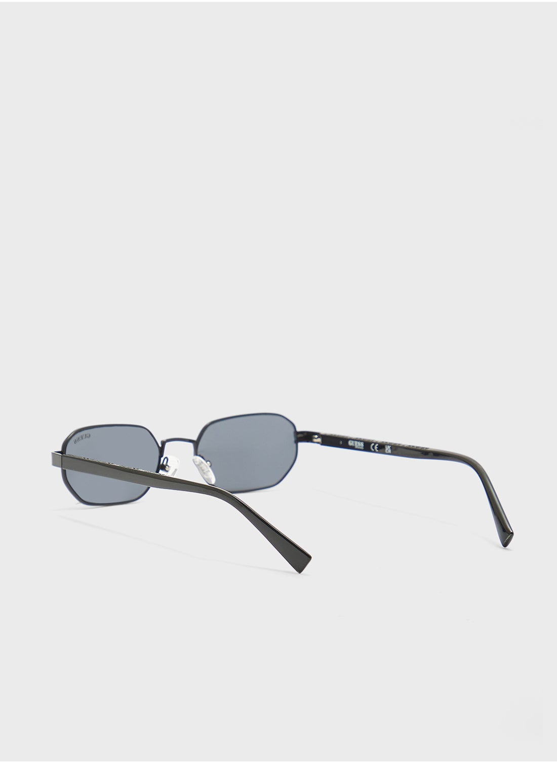 buy-guess-gu0023101a53-shape-sunglasses_t4r