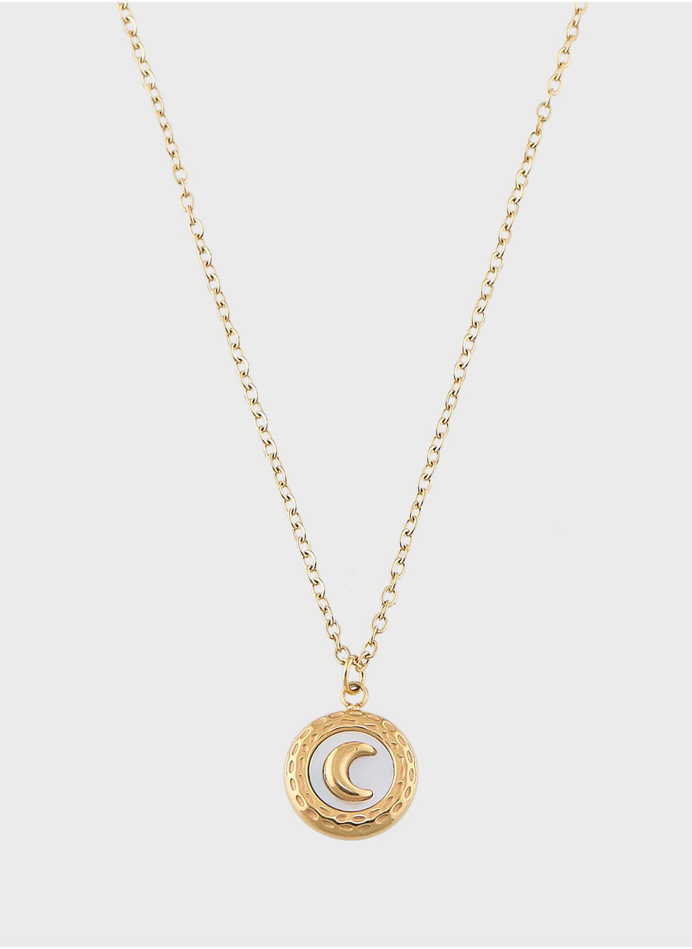 buy-staurtz-cresent-moon-necklace-core_cyb